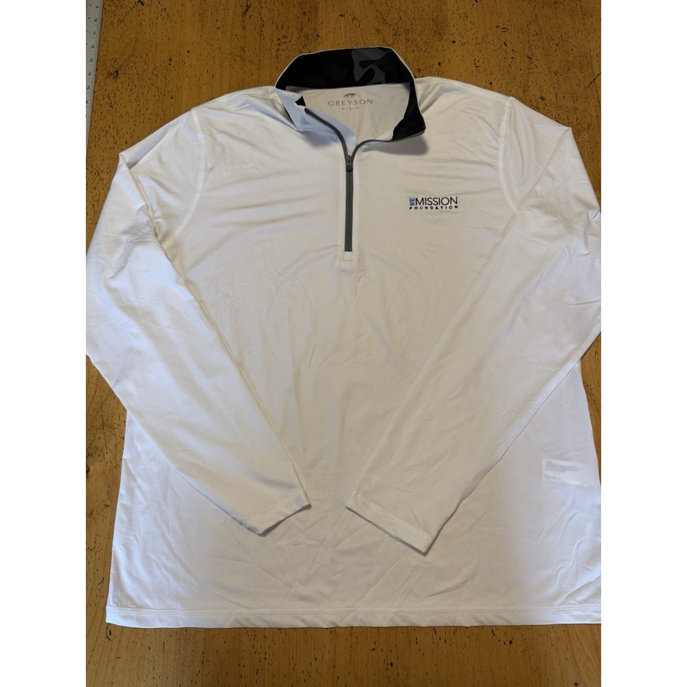 Greyson White Pull Over  Mens Large Golf Quarter Zip brrr Cooling Performance